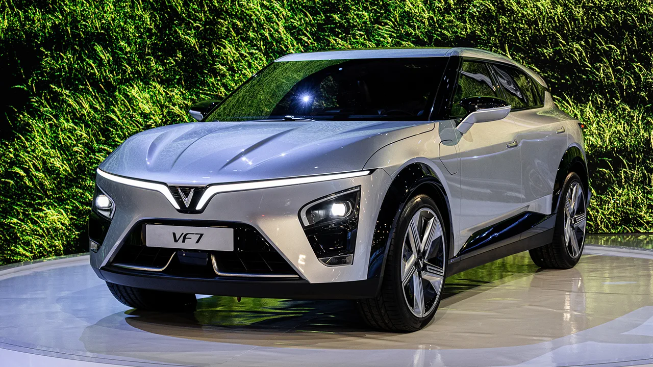 VinFast VF 7: A Premium Electric SUV Set for India – IHRC 24×7